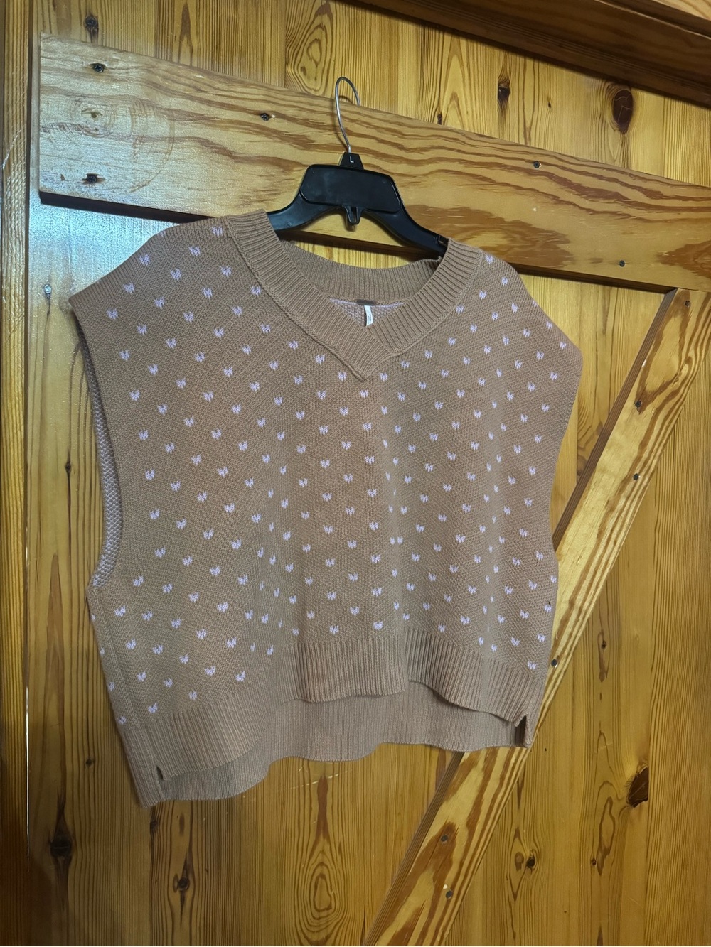 Free People Sleeveless V-Neck Knit Vest in Light Brown with Pink Accents